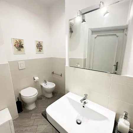 Casa Cinquesanti * Napels