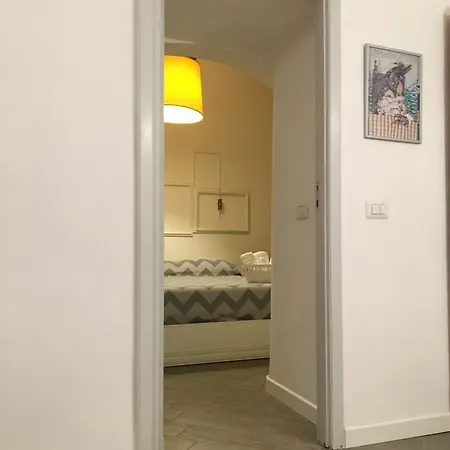 Casa Cinquesanti * Napels